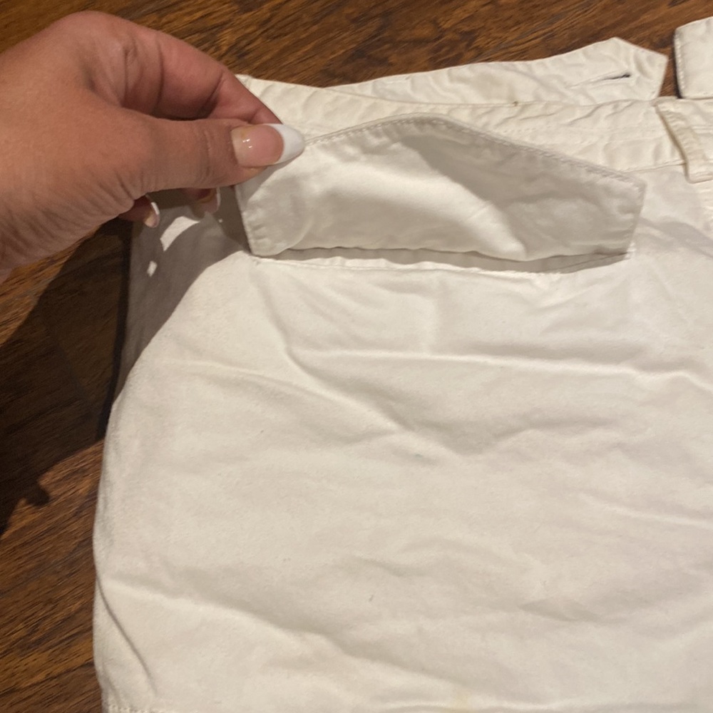 Jacob Shorts/ Jacob White Shorts (11/12) - Picture 3 of 10